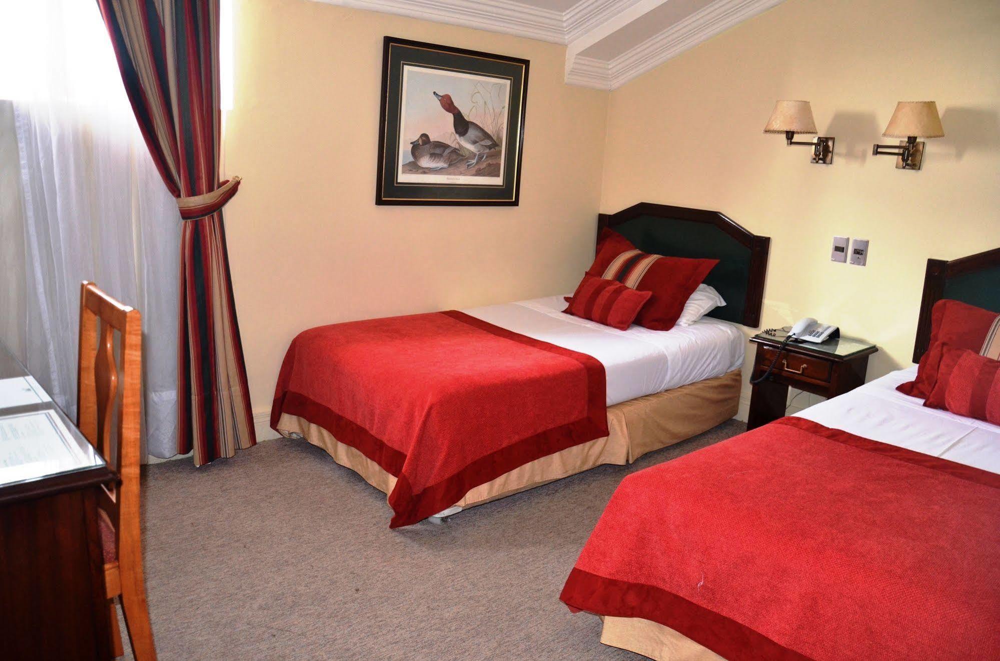 Hotel Jose Nogueira Punta Arenas Exterior photo